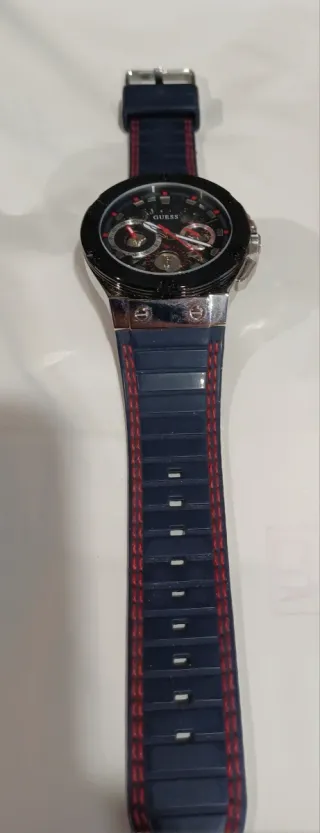 Reloj Guess Hombre Negro y Azul