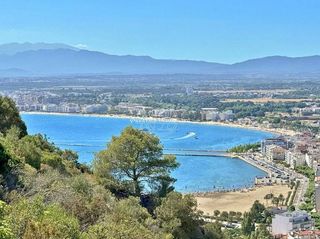 Piso en venta en Port Esportiu - Puig Rom - Canyelles en Roses