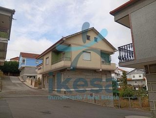 Chalet en venta en San Francisco en Ourense