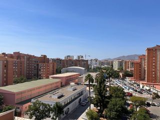 Piso en venta en La Luz - El Torcal en Málaga