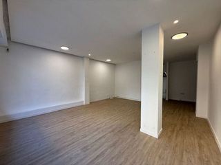 Local comercial en venta en Pinar - Anaka - Belaskoenea en Irun