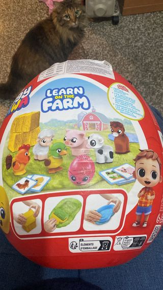 Zuru Eggy Wawa Learn on the Farm