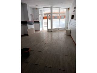 Local comercial en venta en Madrigal en Villarreal