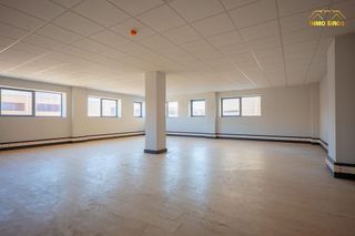 Oficina en venta en Cabanillas del Campo