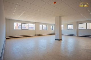 Oficina en venta en Cabanillas del Campo