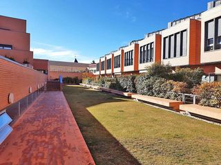 Casa adosada en alquiler en Colonia en Torrelodones