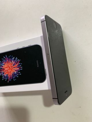 Apple iPhone SE 64 GB