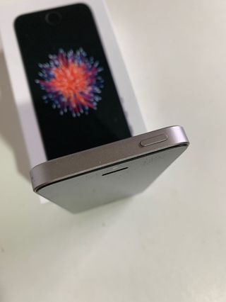 Apple iPhone SE 64 GB