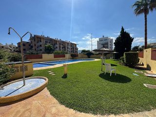 Piso en venta en Les Marines/Las Marinas en Dénia
