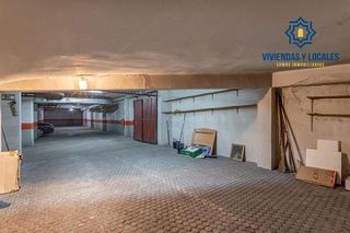Garaje en venta en Pajaritos - Plaza de Toros en Granada