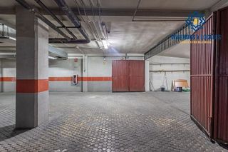 Garaje en venta en Pajaritos - Plaza de Toros en Granada