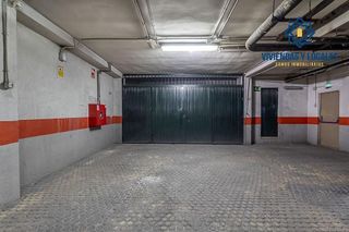 Garaje en venta en Pajaritos - Plaza de Toros en Granada