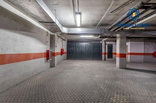 Garaje en venta en Pajaritos - Plaza de Toros en Granada
