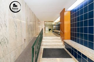 Piso en venta en Pajaritos - Plaza de Toros en Granada