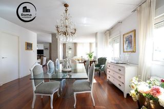 Piso en venta en Pajaritos - Plaza de Toros en Granada