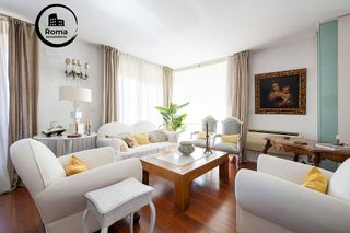 Piso en venta en Pajaritos - Plaza de Toros en Granada