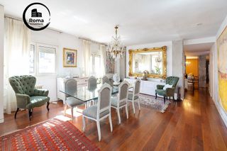 Piso en venta en Pajaritos - Plaza de Toros en Granada