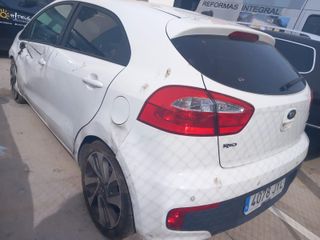 KIA Rio 2017 siniestro