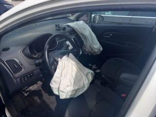 KIA Rio 2017 siniestro