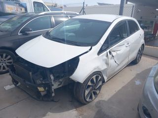KIA Rio 2017 siniestro
