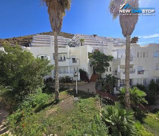Casa adosada en venta en Carboneras