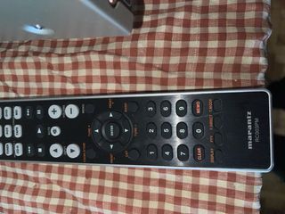 Amplificador Integrado Marantz PM6004