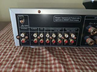 Amplificador Integrado Marantz PM6004