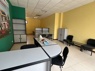 Local comercial en alquiler en Cascajos - Piqueras en Logroño