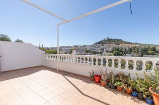 Casa adosada en venta en Alcalá la Real