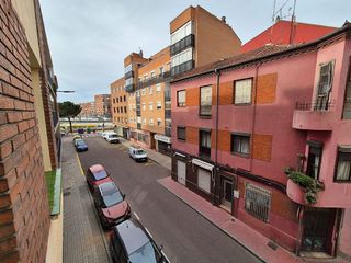 Piso en alquiler en Delicias en Valladolid