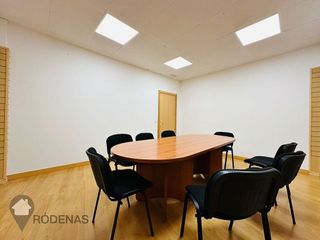 Local comercial en alquiler en Centro en Aranjuez