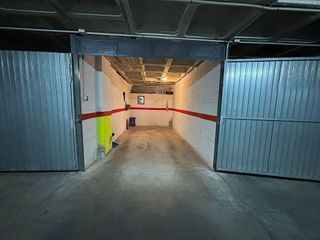 Garaje en venta en PAU 2-600 en Puertollano