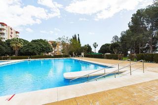 Piso en venta en Parque de la Paloma en Benalmádena