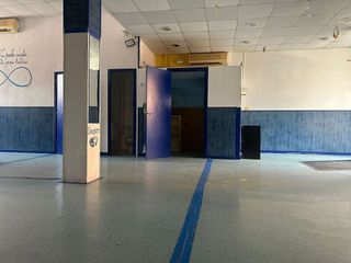 Local comercial en alquiler en El Castell-Poble Vell en Castelldefels