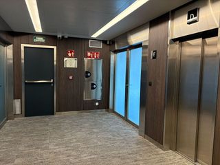 Oficina en alquiler en Les Corts en Barcelona