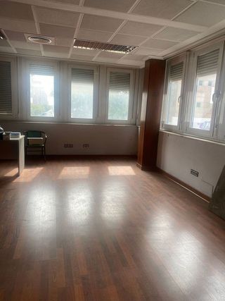 Oficina en alquiler en Sector Sur  - La Palmera - Reina Mercedes en Sevilla