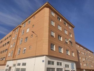 Garaje en venta en Almansa