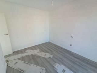 Casa adosada en venta en Tomelloso