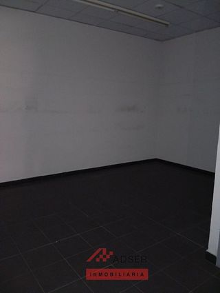 Local comercial en venta en Residencia en Logroño