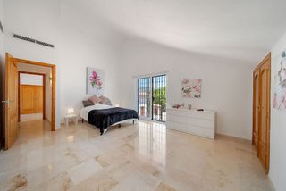 Dúplex en venta en Los Naranjos - Las Brisas en Marbella