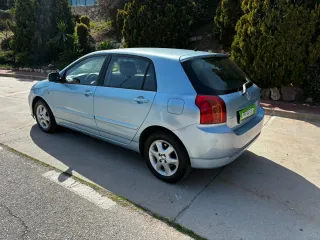 Toyota Corolla automático