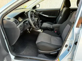 Toyota Corolla automático