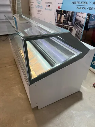 Vitrina expositora helados Infrico