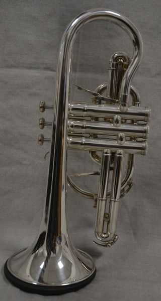 Corneta Sib Besson BE928 Sovereign Plateada