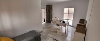 Casa adosada en alquiler en Rinconada (La)