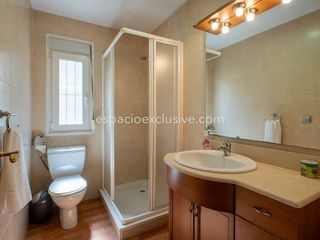 Chalet en alquiler en Coín