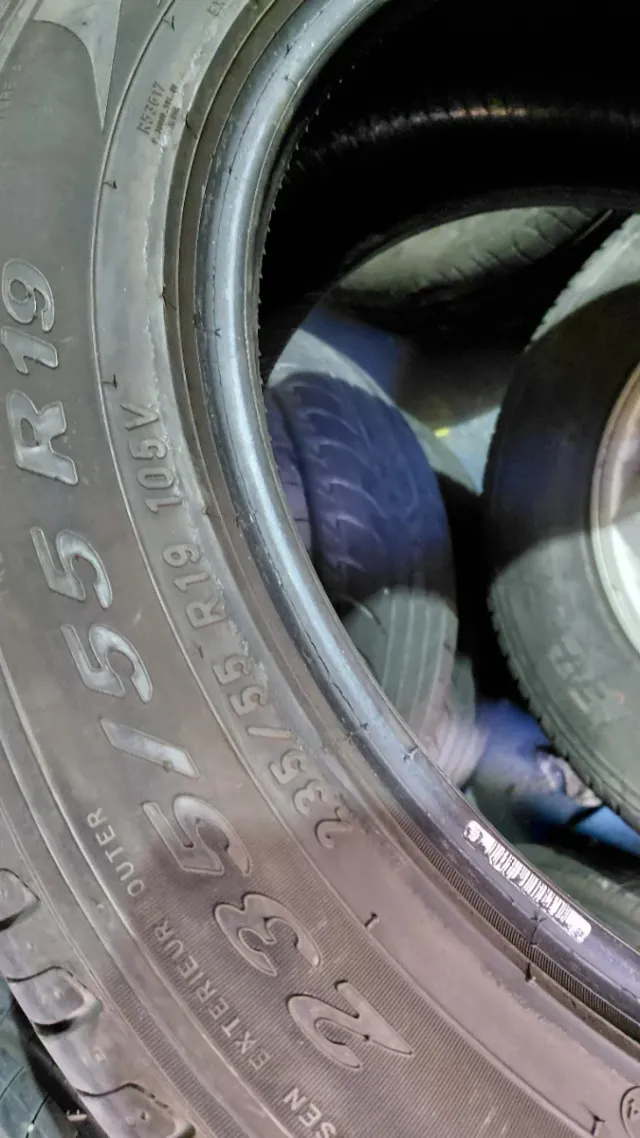 Neumáticos 235/55/19