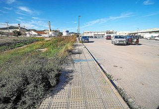 Nave industrial en alquiler en Marina Botafoc - Platja de Talamanca en Ibiza/Eivissa
