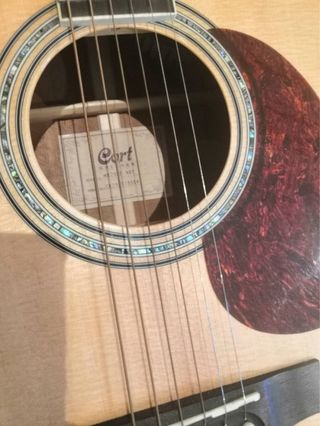 Guitarra Cort Electroacústica Casi Nueva