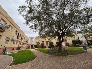 Piso en venta en La Banda - Campo de Fútbol en Chiclana de la Frontera